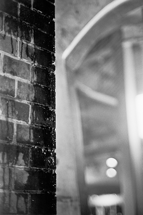 LEICA M4-P + MS-OPTICAL-R&D SONNETAR 50mm F1.1 MC + Kodak TRI-X 400（+2push E.I 1600） Kanda , Tokyo – 2014/06/17